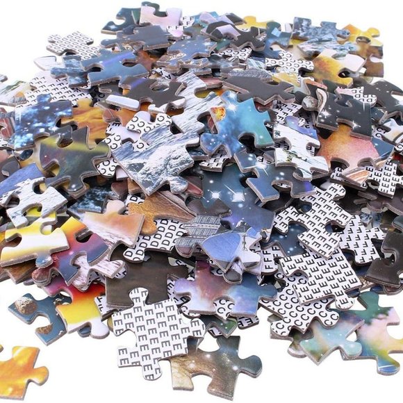 1000 Piece Jigsaw Puzzle Planets in Outer Space - Picture 3 of 5